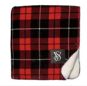 Plaid Cozy Blanket